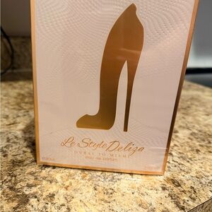 Le Style Deliza Perfume (similar to Good Girl Blush)